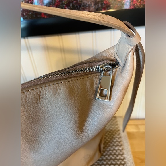 Vince Camuto Hobo Leather Bag - Picture 10 of 13
